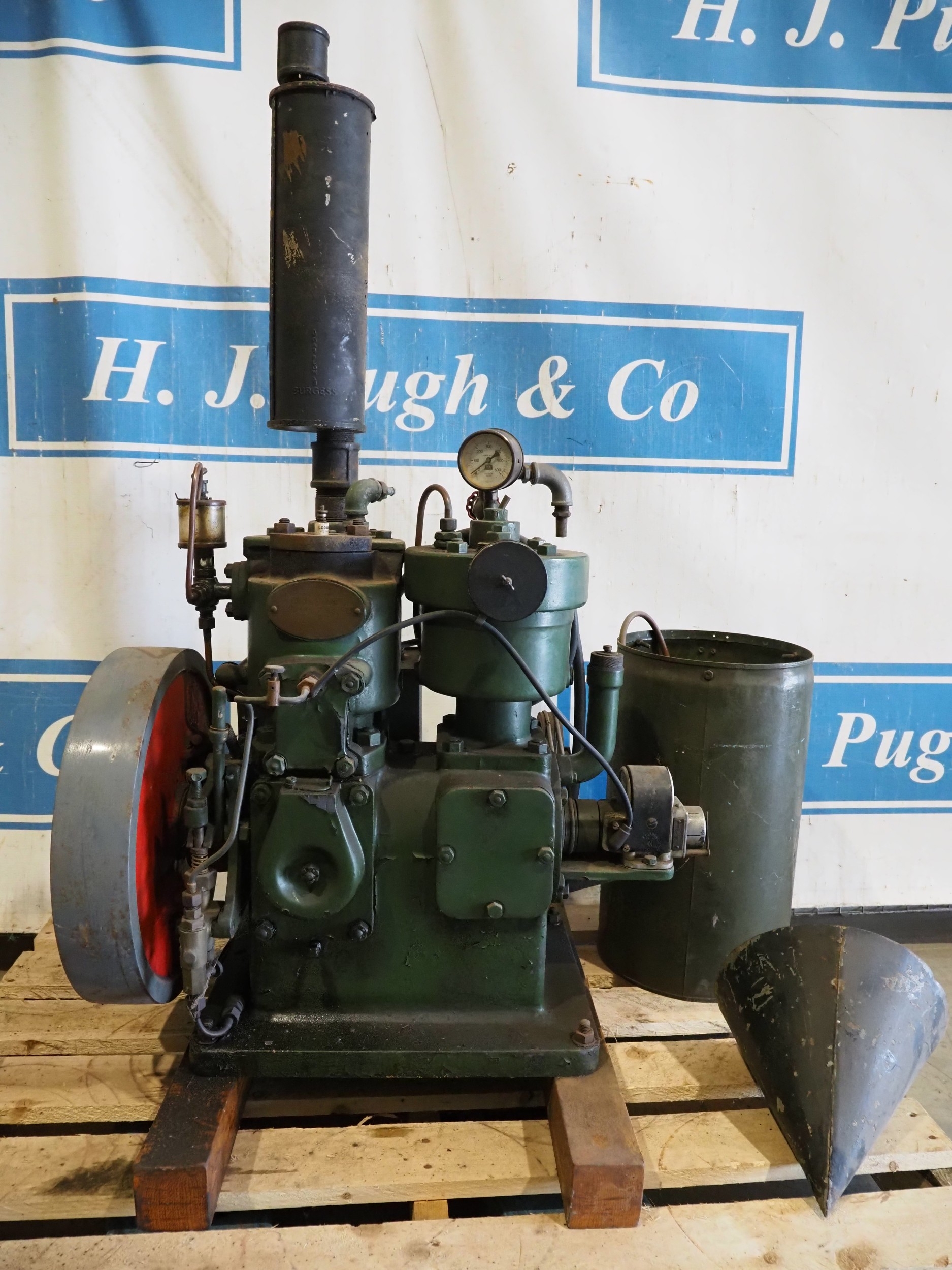 Hamworthy oil engine, fitted with BTH magneto. Engine No. 35740