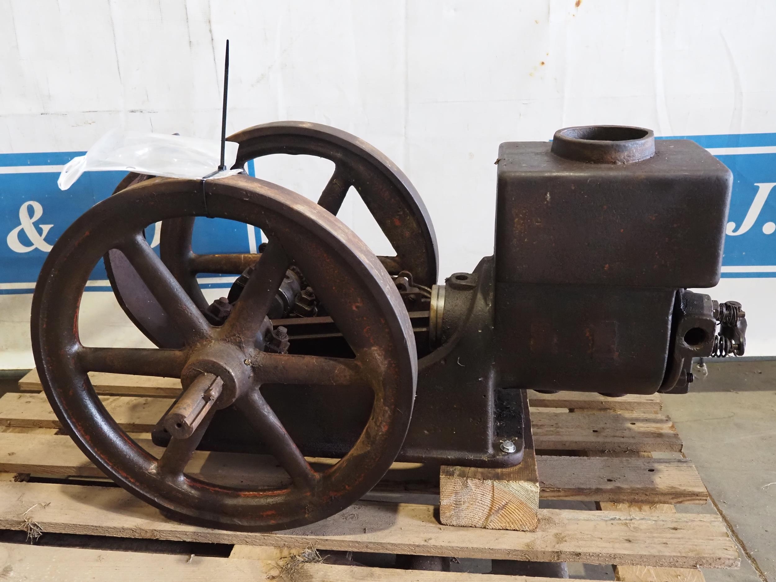 Waterloo Boy 1¾hp open crank engine fitted with Webster tripolar LT magneto