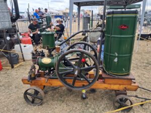 Welland Steam Rally -Petter Handyman Oil Engine - Vintage Engine Enthusiast