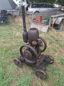 Revesby Country Fair - Petter M type Acorn top engine - Vintage Engine Enthusiast