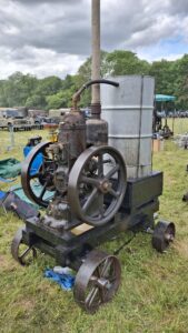 Strumpshaw Steam Rally - 8hp Petter M type Engine - Vintage Engine Enthusiast