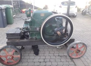 FOR SALE - Blackstone JHSI Spring Injection Diesel Engine - Vintage Engine Enthusiast