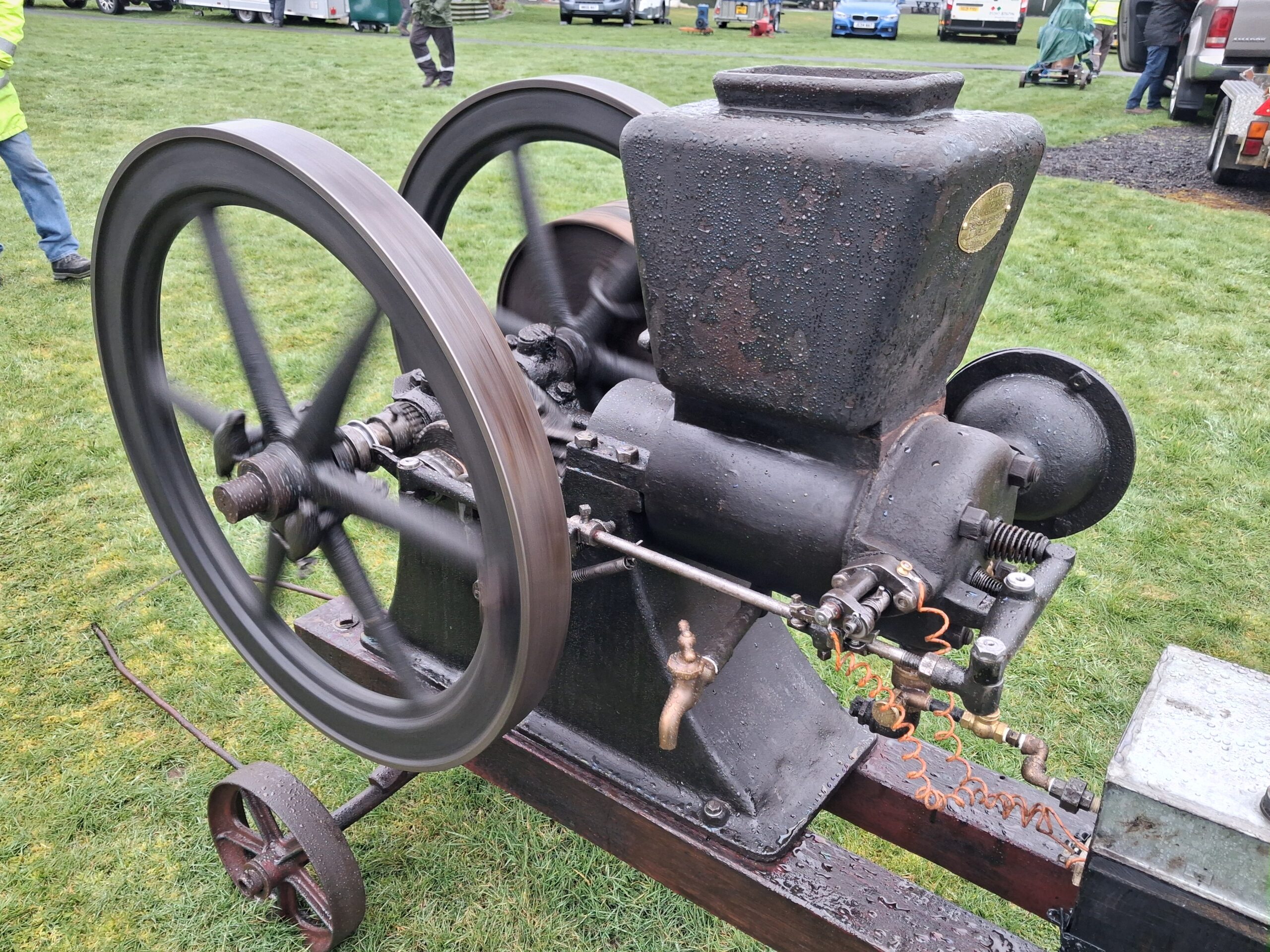 The Wullie Broon Memorial Crank Up - Vintage Engine Enthusiast