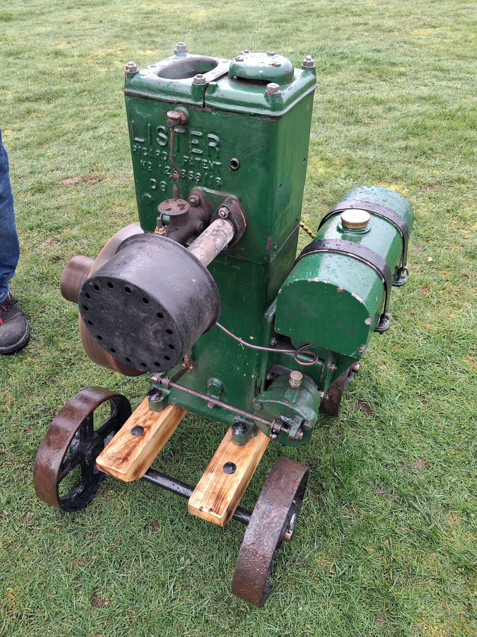 The Wullie Broon Memorial Crank Up - Lister D type - Vintage Engine Enthusiast