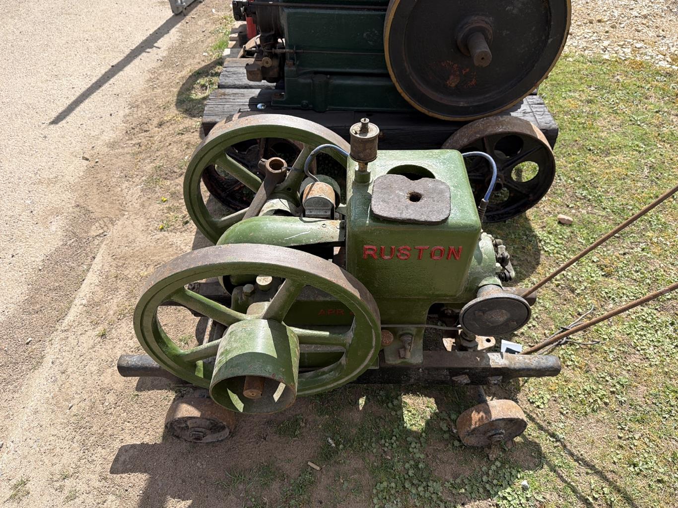 Ruston Hornsby APR engine - Vintage Engine Enthusiast